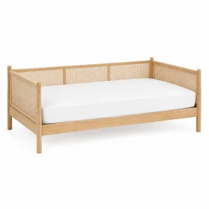 Cama infantil rectangular con barandillas y paneles de ratán madera de pino natural 90 x 200 cm